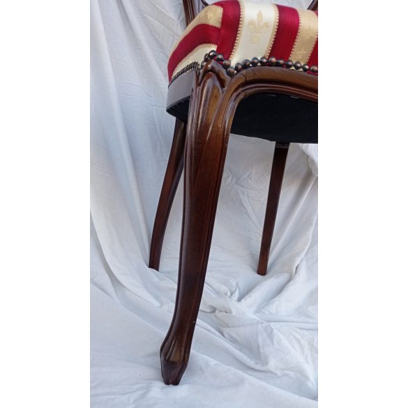 Bidermeier jellegű szék 
