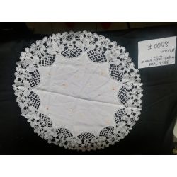 Csipkés, nagyméretű körterítő