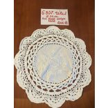 Kis kerek virágos terítő átm: 26 cm